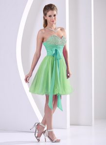 Beaded Sweetheart Apple Green Knee-length Prom Gown Dress with Sash