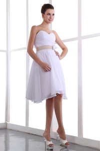 Pretty White A-line Sweetheart Knee-length Prom Gown Dress with Flowers