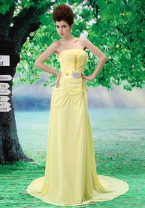 Yellow Empire Strapless Low Price Prom Dress for Summer with Court Train