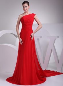 Inexpensive Cutout One Shoulder Ruched Red Dress for Prom with Watteau