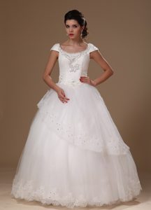 Impressive Scoop Appliqued Wedding Reception Dress with Short Sleeves
