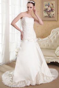 White A-Line Strapless Wedding Dress with Brush Train and Appliques