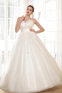 Fashionable A-line Sweetheart Wedding Gown Dress with Appliques and Beading