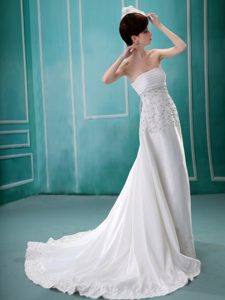 Simple Strapless Beading Decorated 2013 Wedding Bridal Dress with Chiffon