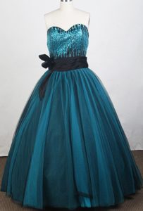Modest Navy Blue Ball Gown Sweetheart Junior Prom Dress with Beading