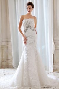 Luxurious Mermaid Strapless Beaded Court Train Bridal Gowns for Winter