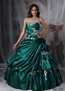 Strapless Quinceanera Dresses with Appliques and