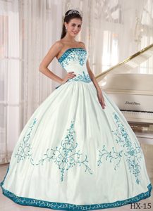 White and Teal Strapless Satin Quinceanera Dress with Embroidery Decorated