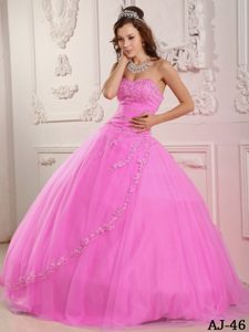 Luxurious Sweetheart Tulle Rose Pink Dress for Quinceanera with Appliques