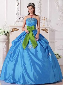 Beaded Lace-up Quinceanera Gowns in Aqua Blue with Green Sash