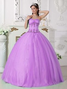 Discount Purple Tulle and Beaded Quinceanera Gowns for Summer