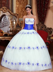 Wonderful and Tulle Appliqued Quinceanera Gown in White and Blue