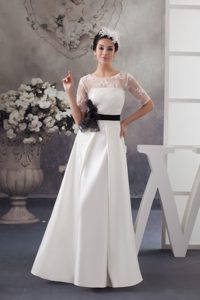 Scoop Half Sleeves White Garden Bridal Dresses with Black Handmade Flower