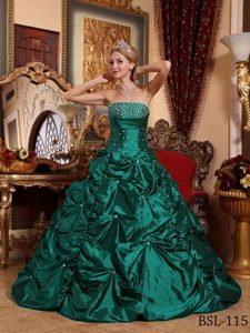 Sophisticated Hunter Green A-line Beading Strapless Dresses for Quince in
