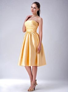 Special Empire Strapless Tea-length Satin Bridesmaid Dress in Gold