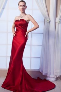 Best Wine Red Slot Neckline Brush Train Beauty Pageant Dress with Beading
