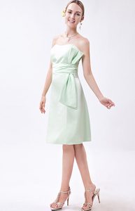 Apple Green Strapless Maternity Bridesmaid Dress with Ruches in Knee-length