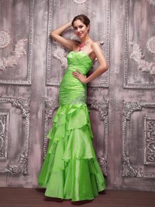 Sweetheart Long Spring Green Ruched Layered Prom Dress with Beading