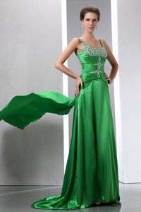 Green Straps Brush Train Ruched Beaded Prom Dress for Ladies on Sale