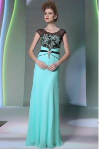 Scoop Sleeveless Appliques Zipper Prom Gown