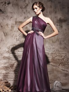 One Shoulder Sleeveless Prom Dress Floor Length Beading and Ruching Purple Satin