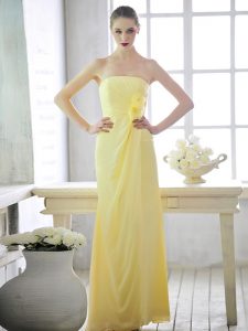 Custom Designed Light Yellow Sleeveless Hand Made Flower Floor Length Prom Dresses