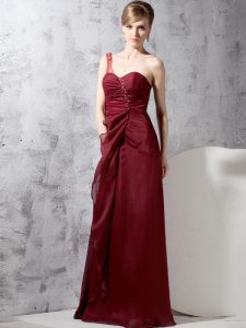 Amazing Burgundy Column/Sheath Chiffon One Shoulder Sleeveless Beading and Ruching Floor Length Zipper Red Carpet Gowns