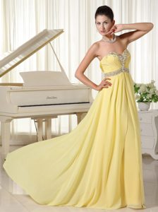 Light Yellow Beads Decorated Bust and Waist Prom Dresses with Sweetheart
