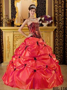 Modern Red Strapless Quinceanera Dress with Embroidery and Pick-ups