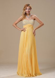 Gorgeous Sweetheart Beaded Spring Prom Party Dress in Yellow with Pleats