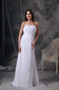 Fabulous Strapless Ruched White Satin Prom Celebrity Dress in Floor-length