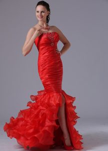 Ruched and Beaded Lace-up Wonderful Prom Graduation Dress with Ruffles