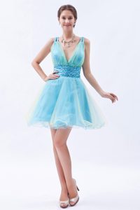 Fitted Blue Princess V-neck Prom Dress for Girls in Organza with Sequins