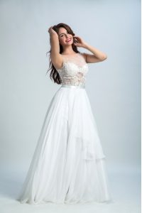 Lace Prom Dress White Zipper Sleeveless Floor Length