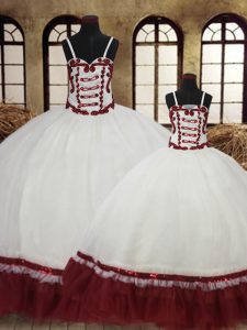 Straps Sleeveless Floor Length Beading Lace Up Ball Gown Prom Dress with White