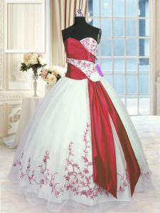 White And Red Ball Gowns Sweetheart Sleeveless Organza Floor Length Lace Up Embroidery and Sashes ribbons Ball Gown Prom