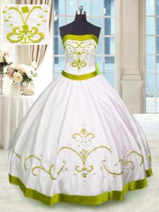 White Satin Lace Up 15 Quinceanera Dress Sleeveless Floor Length Embroidery
