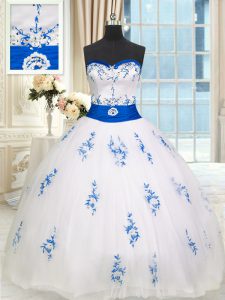 Latest Floor Length Ball Gowns Sleeveless White Sweet 16 Dresses Lace Up