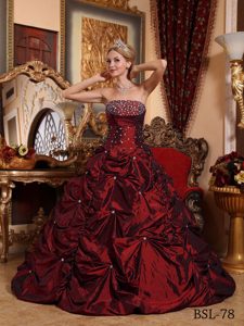 Beading Wine Red Quinces Dresses in with Pick-ups in the Mainstream
