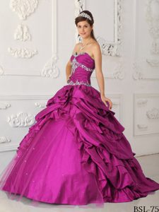 Beauty Fuchsia Appliqued Quinces Dresses with Pick-ups in and Tulle