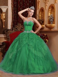 Beautiful Green Sweetheart Quinceanera Dress with Beading and Appliques
