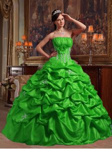 Ball Gown Strapless Perfect Sweet Sixteen Dresses with Appliques