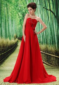 Sweep Train Flowers Decorated Chiffon Evening Dresses for Celebrity in Wine Red
