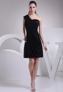 Elegant Chiffon One Shoulder Black Mini Formal Celebrity Dresses with Ruching