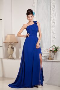 Modest Royal Blue A-line One Shoulder Chiffon Celebrity Party Dresses with Slit