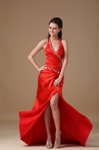 Beaded Halter Brush Train Celebrity Dresses with Ruches in Red