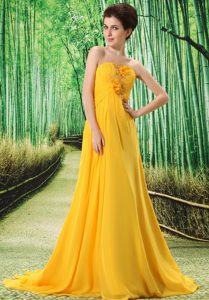 Gold Stylish Ladies Evening Dresses with Hand Made Flower and Ruche