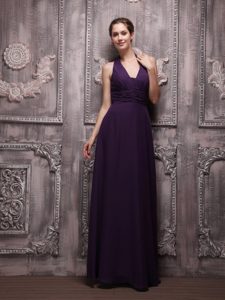 Pretty Dark Purple Empire Halter Ruched Chiffon Prom Gown in Floor-length