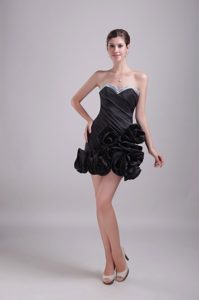 Black Perfect Sweetheart Mini-length Prom Gowns with Beading