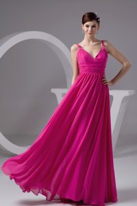 2014 Attractive V-neck Chiffon Prom Gown Dress for Women with Ruching on Sale